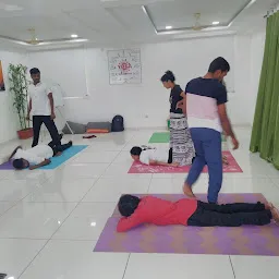 Oneness and Wellness yoga studio|Yoga therapy |TraditionalYog |sanjeevasastry