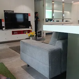 OnePlus Experience Store