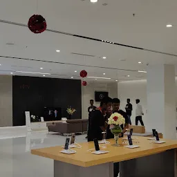 OnePlus Experience Store