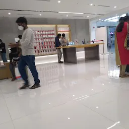 OnePlus Experience Store