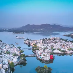oolala - Your Lake House in the Center of Udaipur