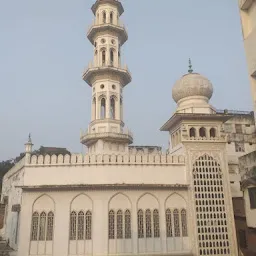 Oonchi Masjid