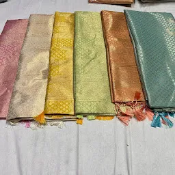 Ooty cauvery silk and handicrafts