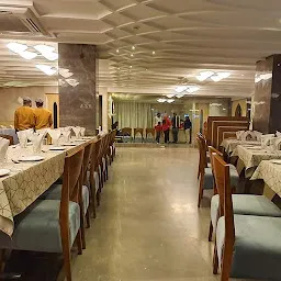 Ornate Restaurant And Banquet