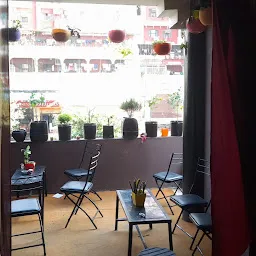 OUR SHOP & Cafe