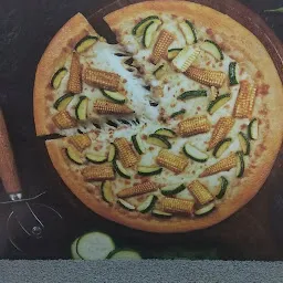 Oyalo Pizza