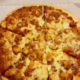 Oyalo pizza