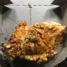 Oyalo pizza karaikudi