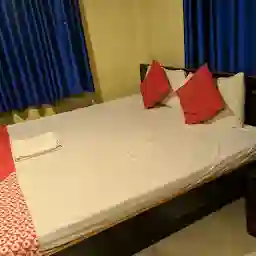 OYO Maa Tara Guest House Near Acropolis Mall