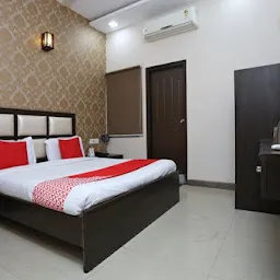 OYO 12479 Hotel city shine