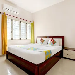 OYO 15755 Cozy 2BHK