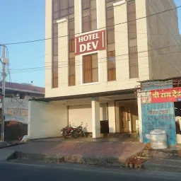 OYO 48890 Hotel Mangalam