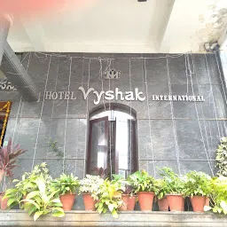 OYO 9904 Vyshakh Hotel