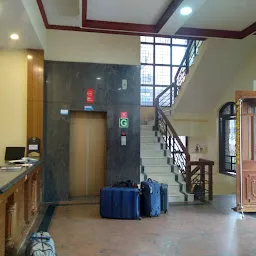 OYO 9904 Vyshakh Hotel