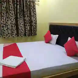 OYO Flagship Hotel Multi Star