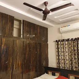 OYO Hotel Pushpa Grand