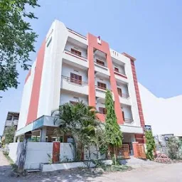 OYO Hotel Pushpa Grand