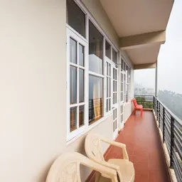 OYO Kasauli View Lodge