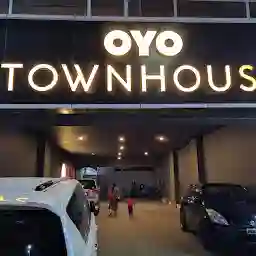 OYO Townhouse 64 Secunderabad