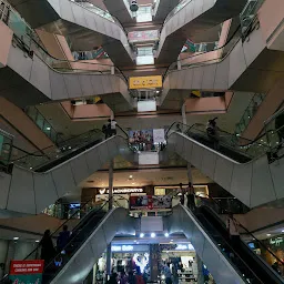 P&M Mall