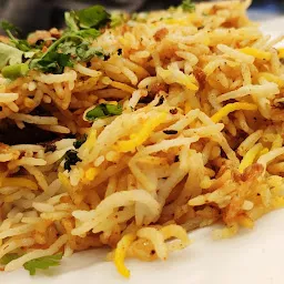 Paapi Peth (Best Chinese Restaurant near me, Mutton & Chicken Kebabs, best Hyderabadi Biryani)