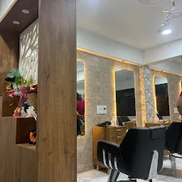 PAHECHAN BEAUTY CARE & BRIDAL STUDIO (Best Beauty Parlour in Ahmedabad)