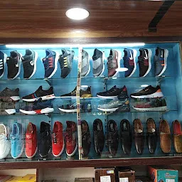 Pal Shoe Store