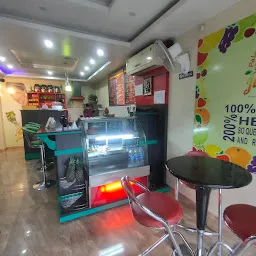 Palampur Juice Bar & Cafe