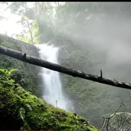 Pamzal Lui Tuikia (Waterfall)
