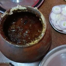 Panchamukhi Champaran meat house
