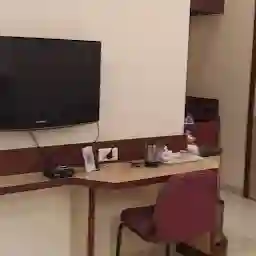 PANCHAVATI ELITE INN