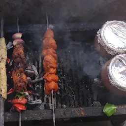 Pankaj Bhaiya grill street