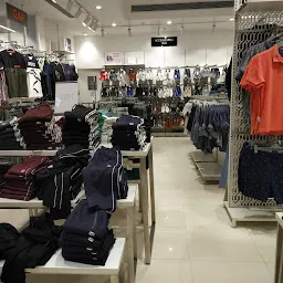 Pantaloons (Seven Seas Mall, Vadodara, Gujarat)