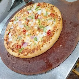 Papa Veg Pizza