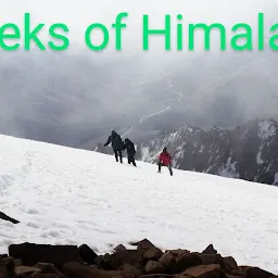 Paradise of himalaya local trekking and guide