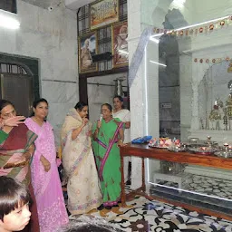 Parasnath Digambar Jain Mandir, Napier Town