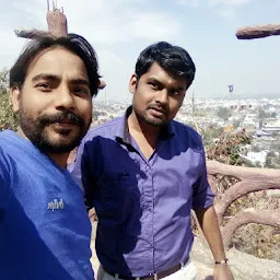 Parasnath Digambar Jain Mandir, Napier Town