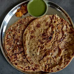 Paratha Plaza