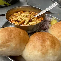 Paresh Tasty Misal