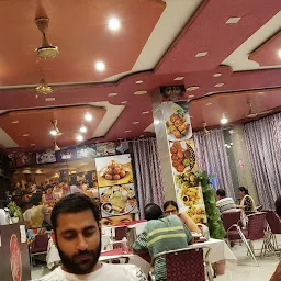 Pari veg Restaurant