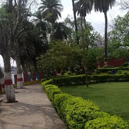 Park Of Lower Lake, Jahangirabad