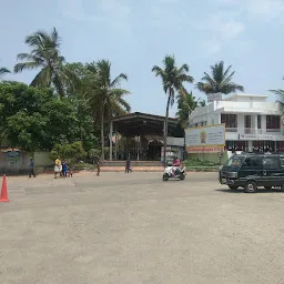 Parking Space : Attukal Temple