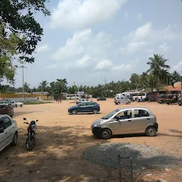 Parking Space : Attukal Temple