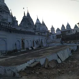 Parshvnath Jain Mandir