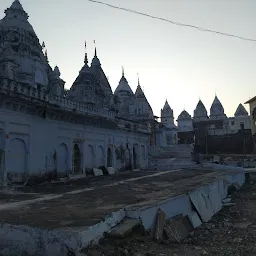 Parshvnath Jain Mandir