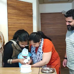 Parvarish Mother & Child Hospital- Dr Gaurav Singla, Newborn & Child Specialist l Dr Nisha Goyal Singla, Obs. & Gynecologist