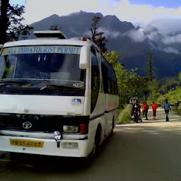 Pathankot Taxi Hire Service & Tempo Traveller Rentals