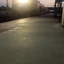 Pattaravakkam Railway Station