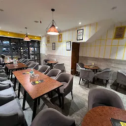 PB 65 Restaurant