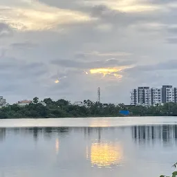 Perungudi Lake